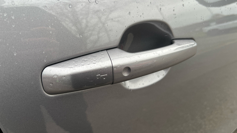 Jaguar F-Pace 2.0 D200 R-Dynamic HSE 5dr Auto AWD Diesel Estate